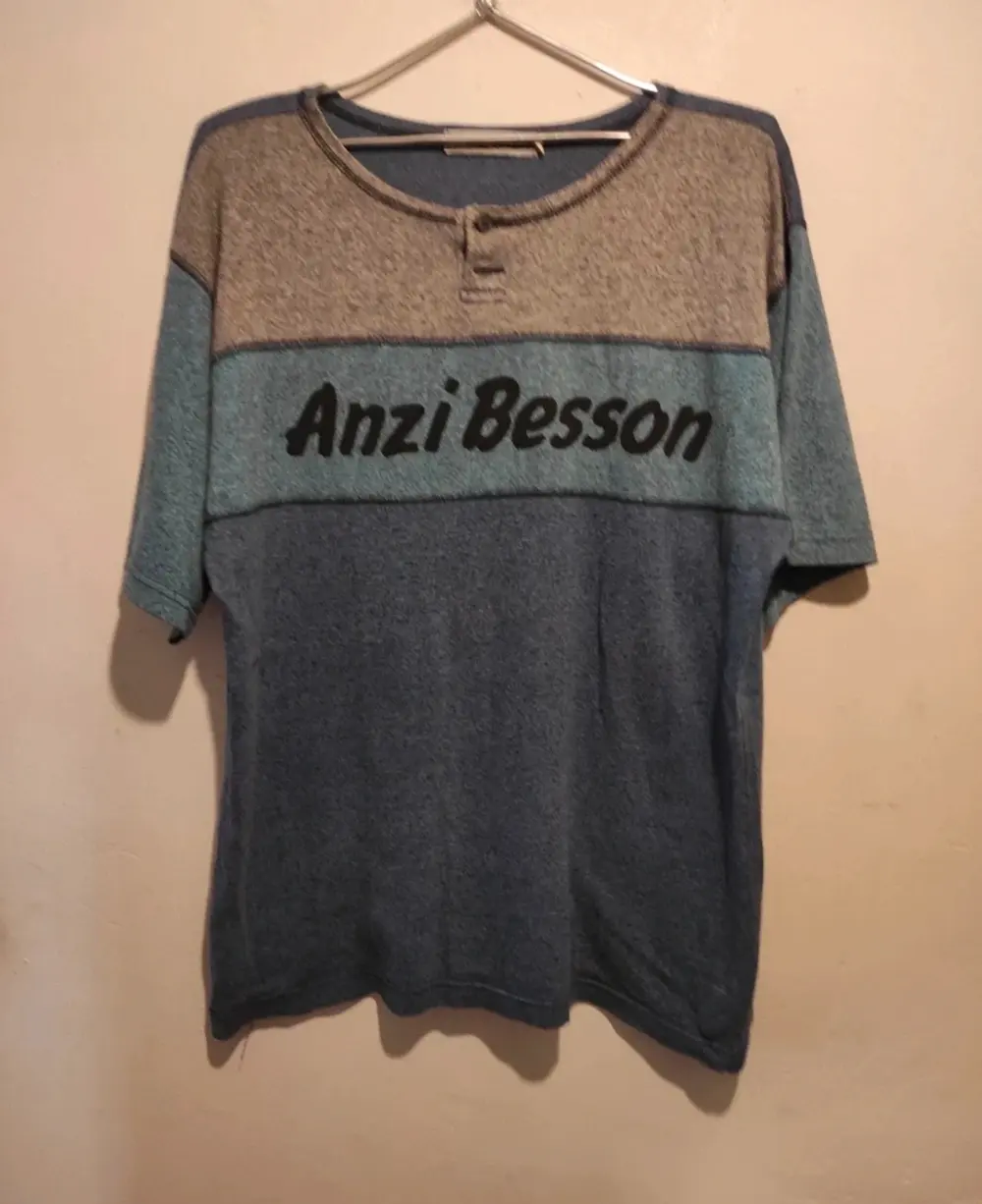 Camiseta manga corta Anzi besson talla M*