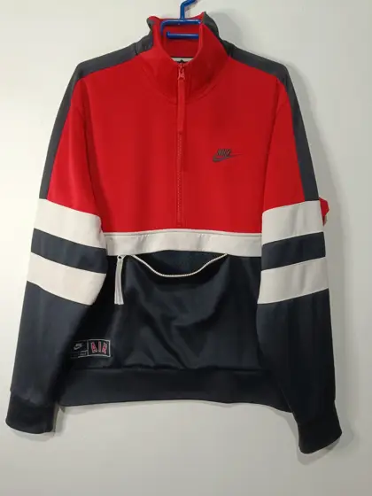 Sudadera Nike Air talla S sirve para M ver medidas