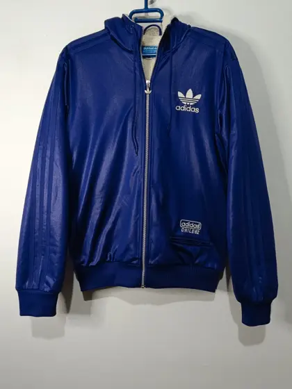 Chaqueta vintage Y2K forro polar borreguito Adidas Chile 62 talla S ver medidas