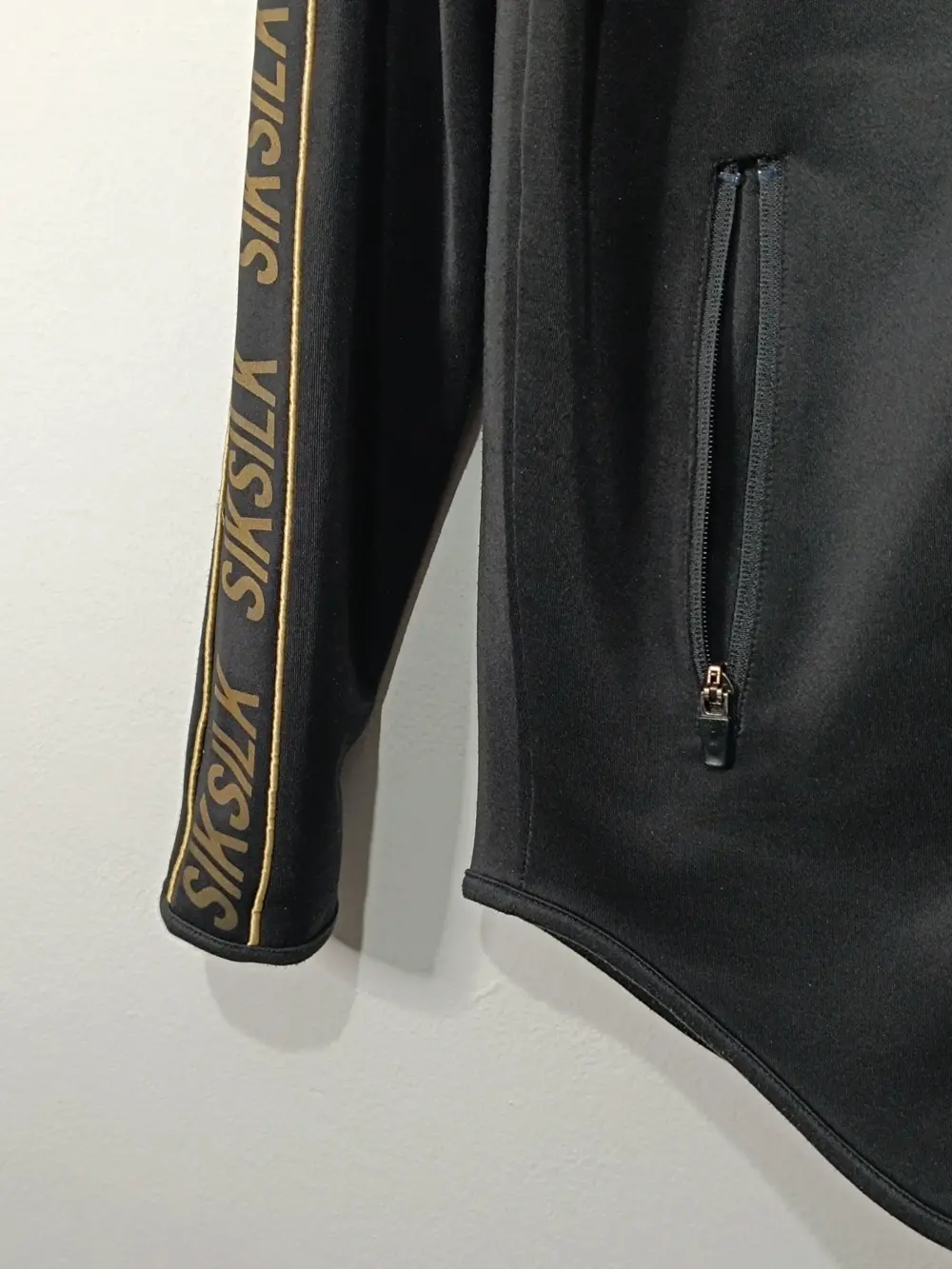 Sudadera negra con cremallera y capucha Siksilk talla M ver medidas, foto 3