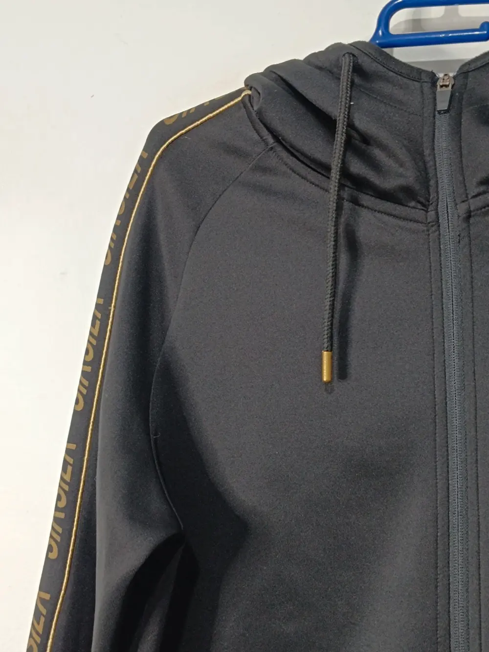 Sudadera negra con cremallera y capucha Siksilk talla M ver medidas, foto 5
