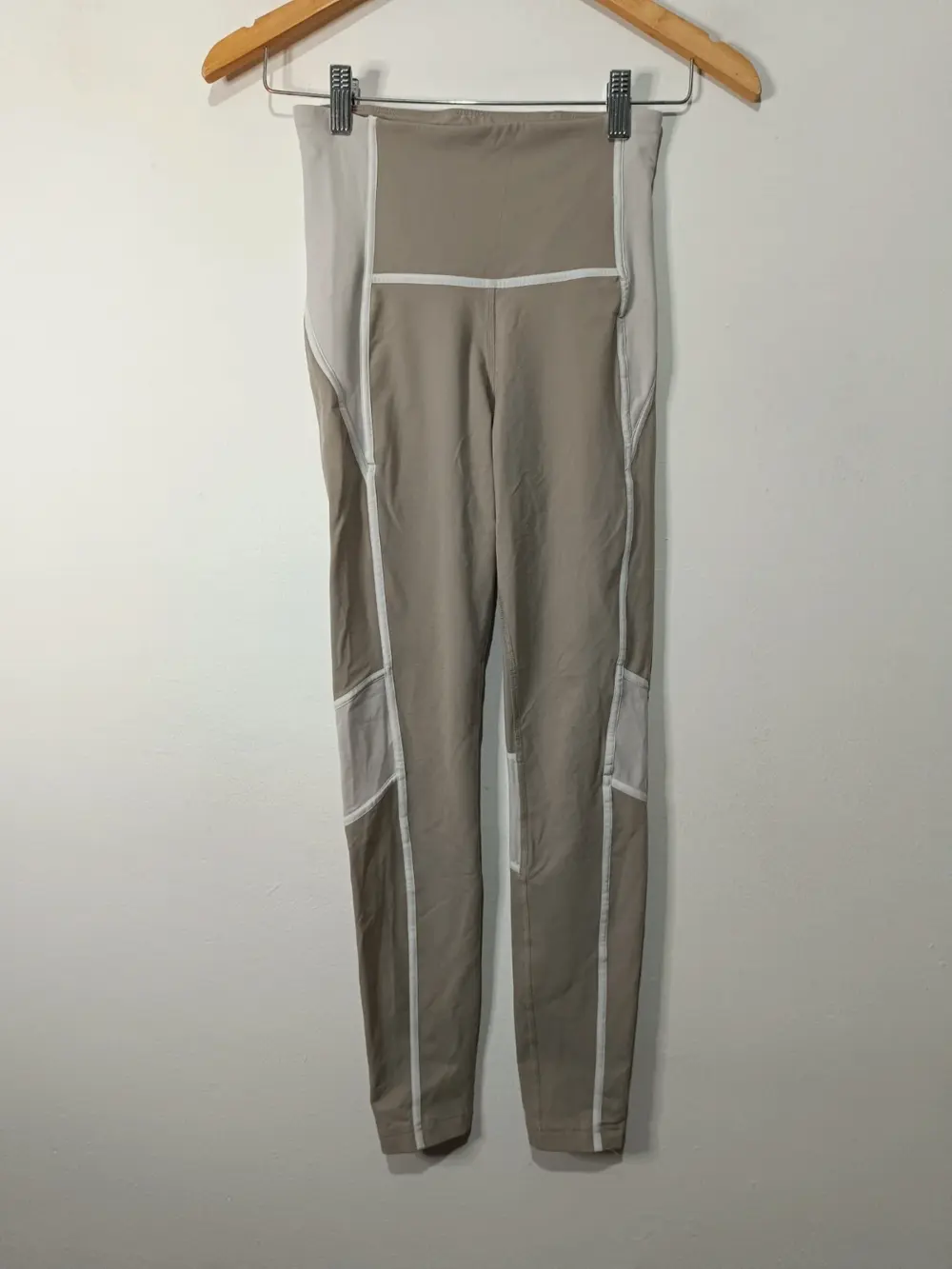 Leggins Reebok Lux High-Rise talle alto Colorblock talla XS