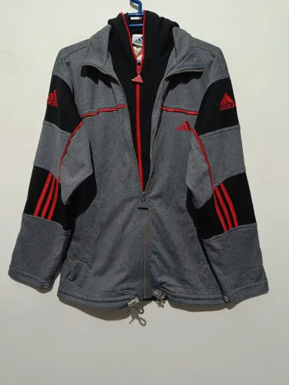Chaqueta vintage años 90 Adidas logo talla 164 sirve para S ver medidas