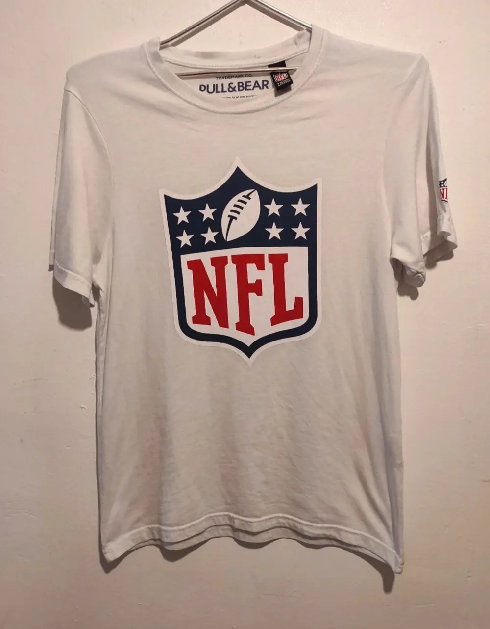 Camiseta manga corta Pull & Bear NFL*