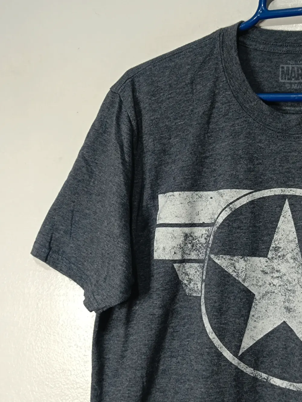Camiseta Marvel Capitan America talla L pero sirve para M ver medidas, foto 3