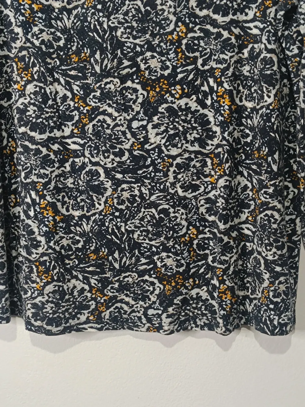Blusa manga larga diseño floral Betty Barclay talla L/XL ver medidas, foto 2