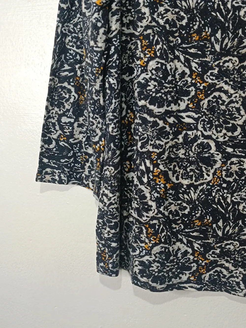 Blusa manga larga diseño floral Betty Barclay talla L/XL ver medidas, foto 3