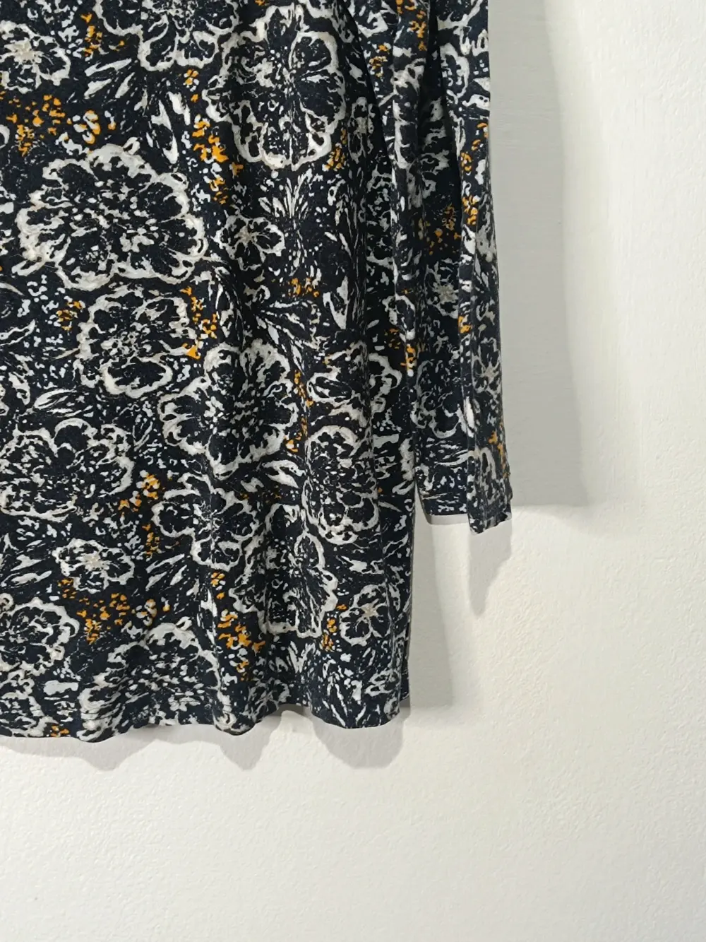 Blusa manga larga diseño floral Betty Barclay talla L/XL ver medidas, foto 4