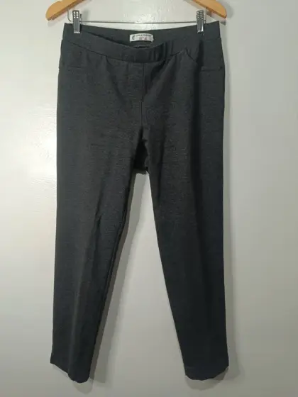 Pantalón recto Carla ferroni talla M ver medidas