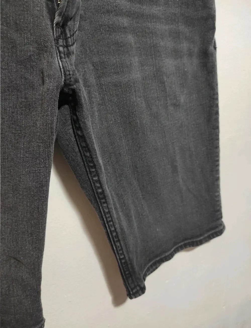 Pantalon vaquero corto DC shoes straight talla 38*, foto 4