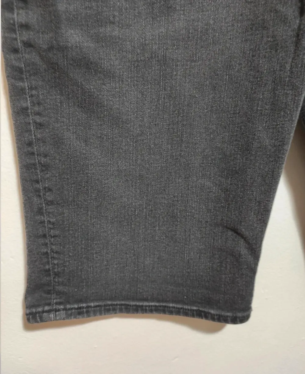 Pantalon vaquero corto DC shoes straight talla 38*, foto 5