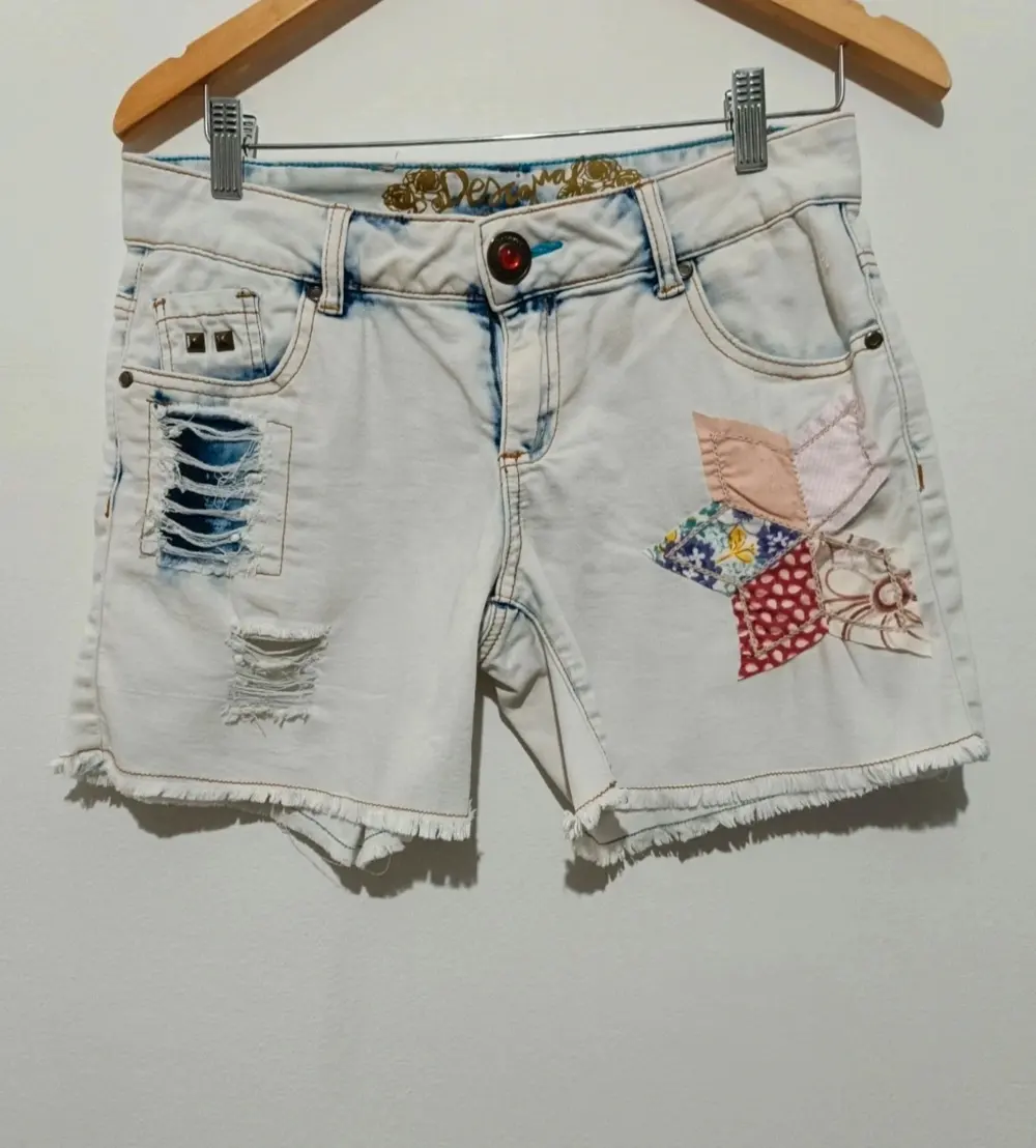 Pantalon short vaquero Desigual exotic talla S sirve para M ver medidas*