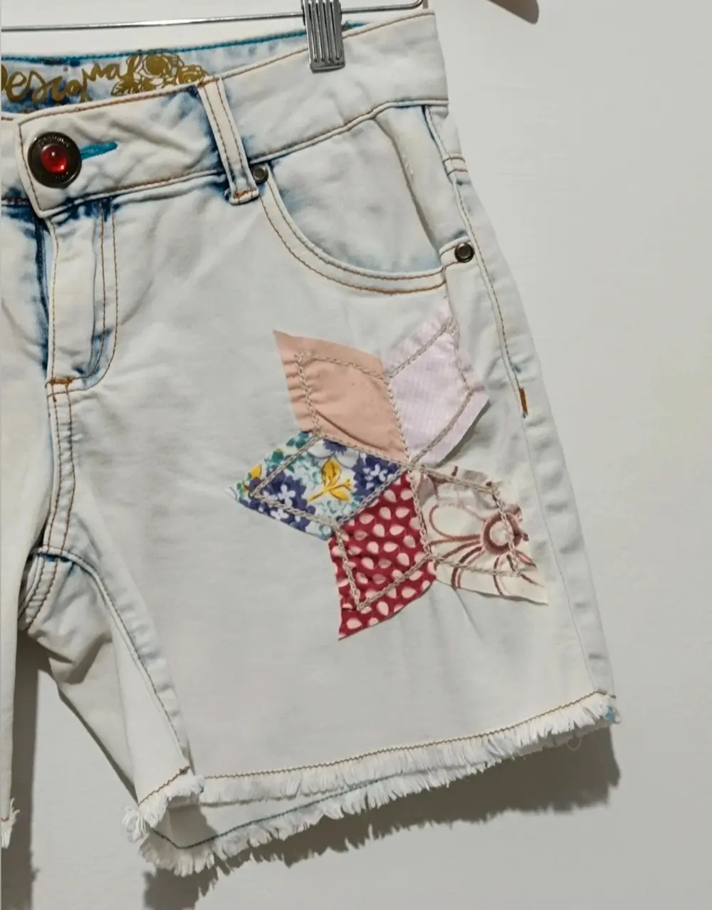 Pantalon short vaquero Desigual exotic talla S sirve para M ver medidas*, foto 2