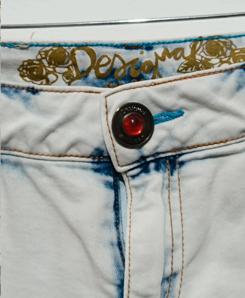 Pantalon short vaquero Desigual exotic talla S sirve para M ver medidas*, foto 4