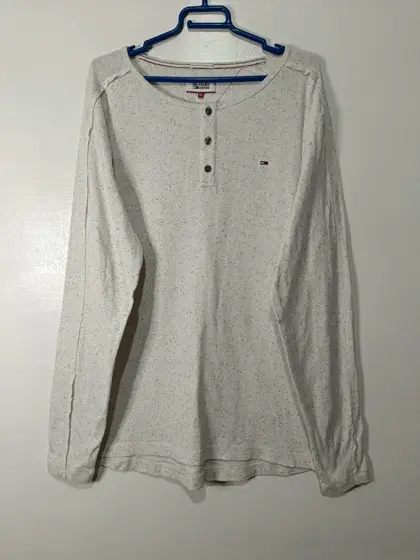 Camiseta manga larga cuello Henley Tommy Hilfiger Denim talla XL
