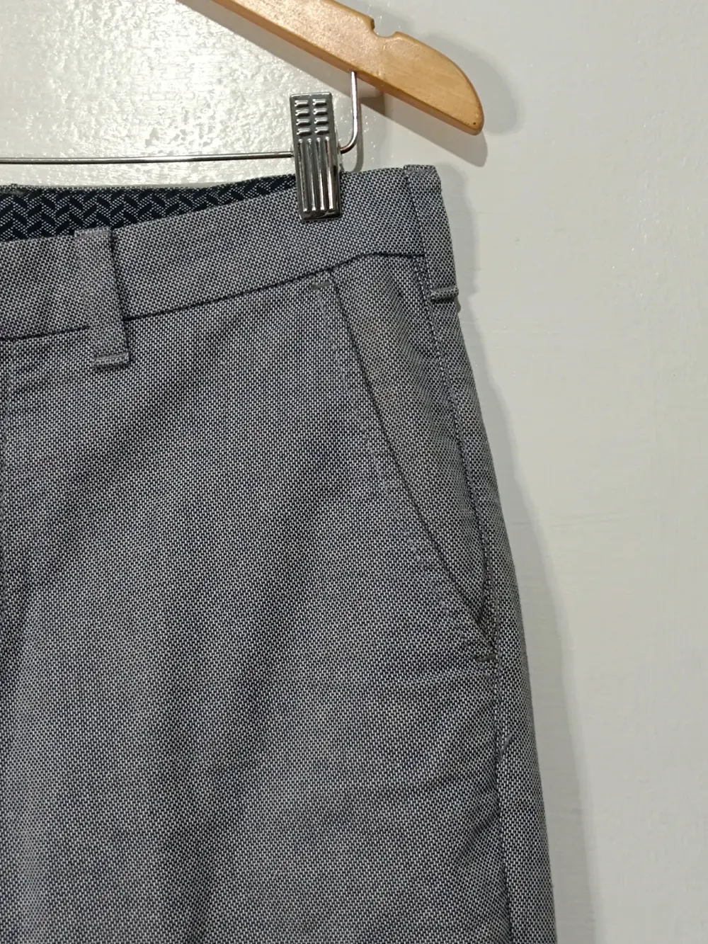 Pantalón gris chino Ted Baker talla M ver medidas, foto 3