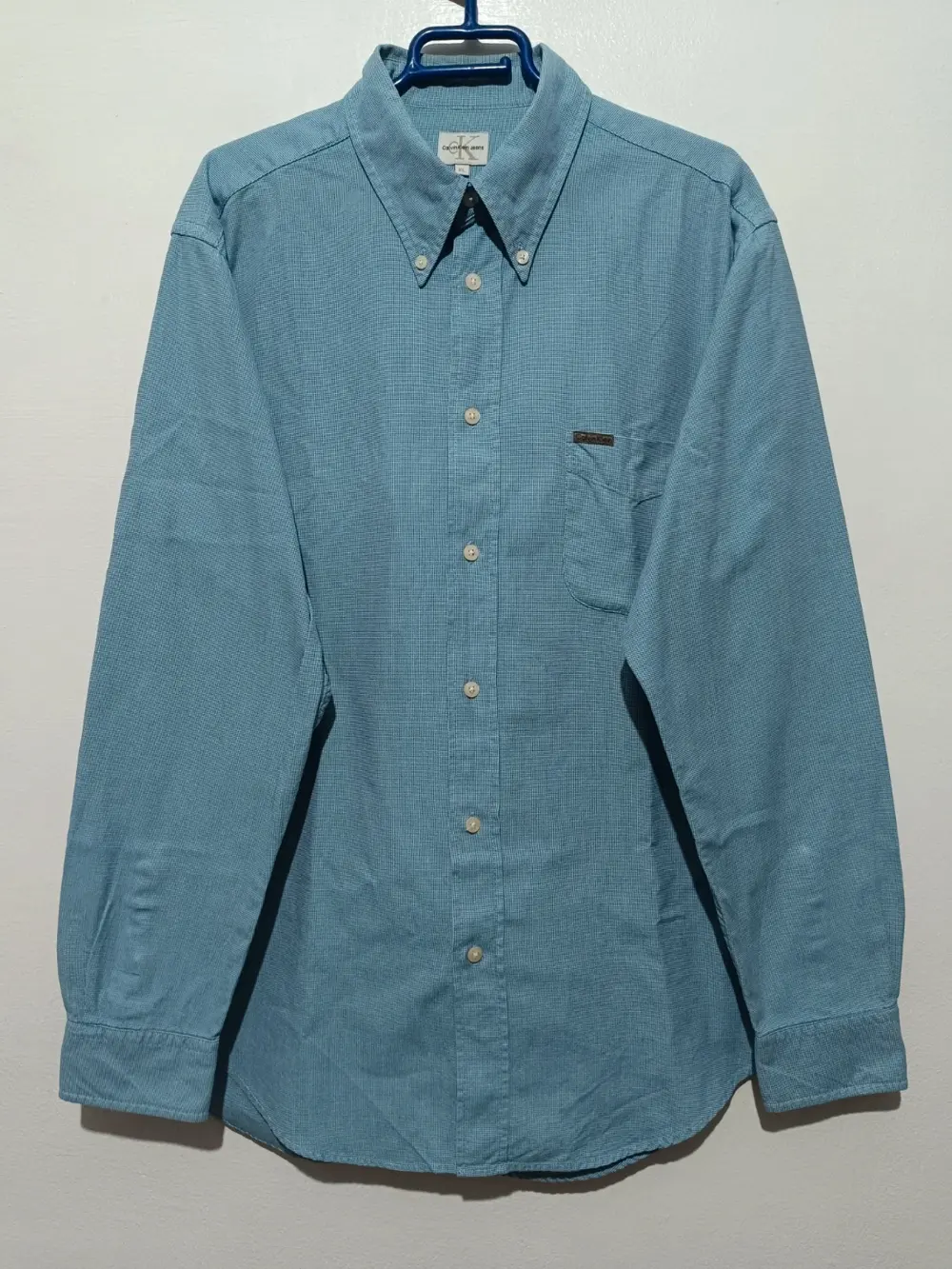 Camisa manga larga Calvin Klein jeans talla XL ver medidas