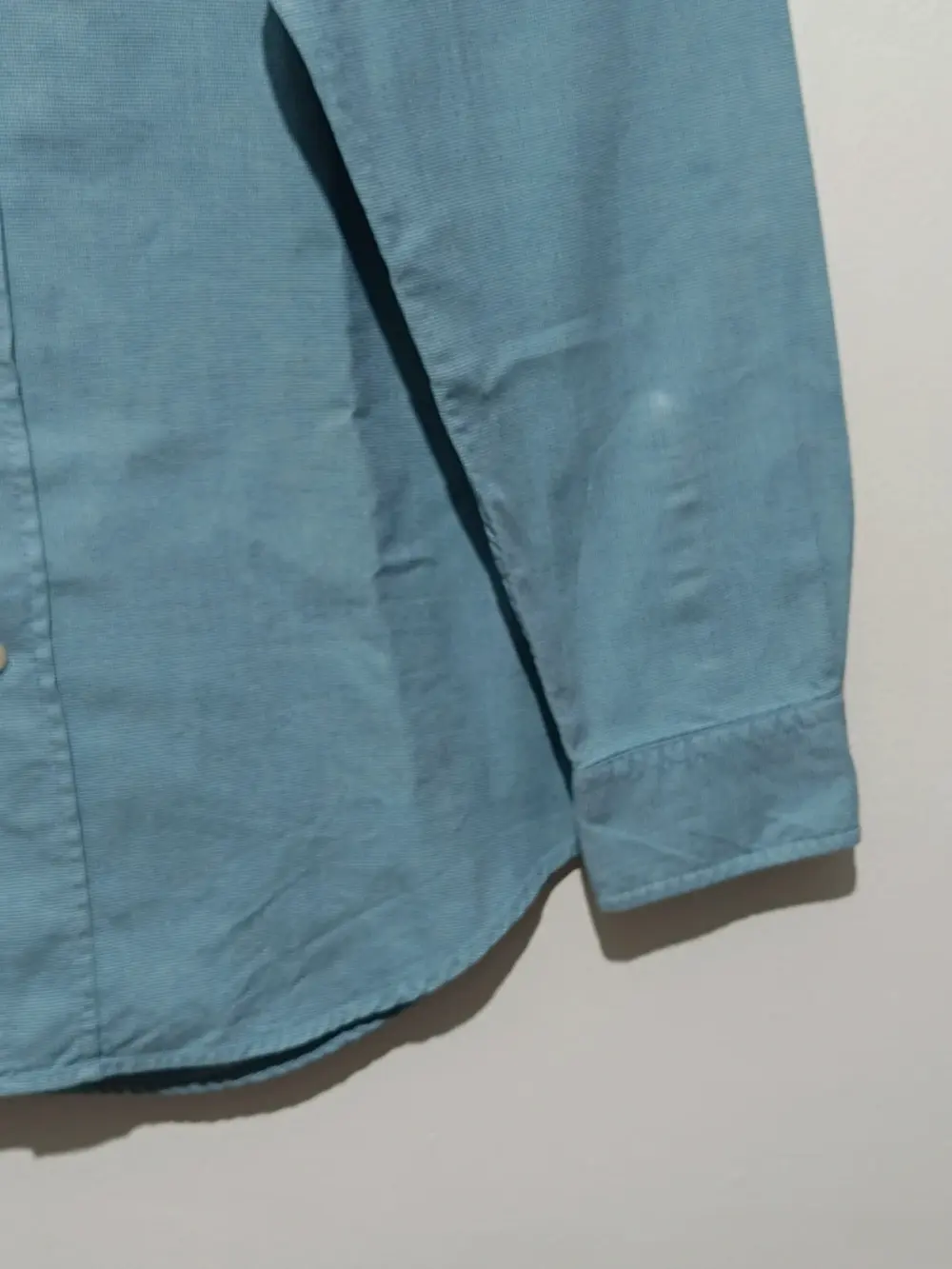 Camisa manga larga Calvin Klein jeans talla XL ver medidas, foto 2
