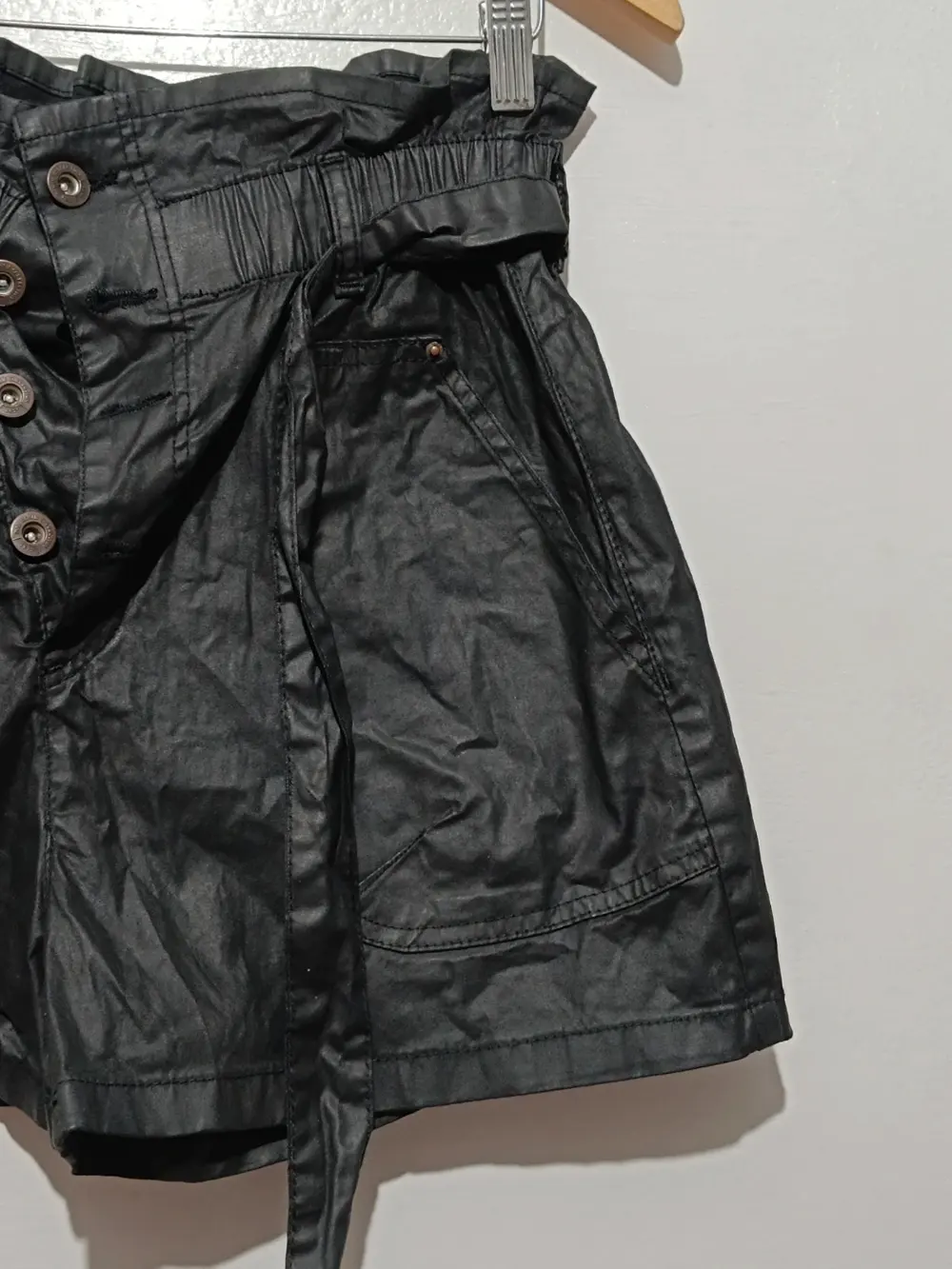 Pantalón corto Zara talla 38 ver medidas, foto 3