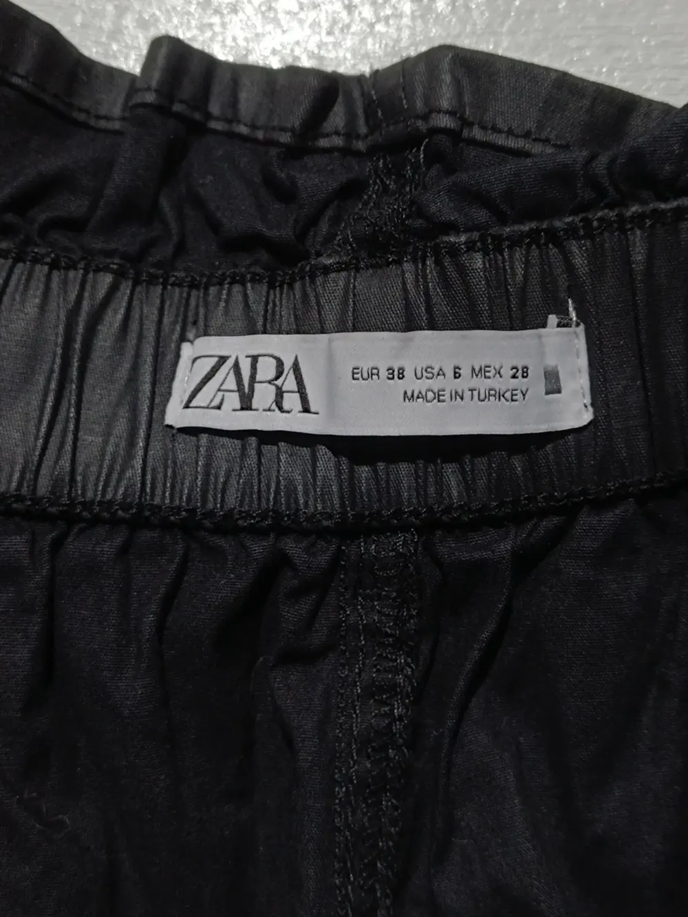 Pantalón corto Zara talla 38 ver medidas, foto 5