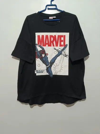 Camiseta manga corta oversize Black Widow Marvel talla M