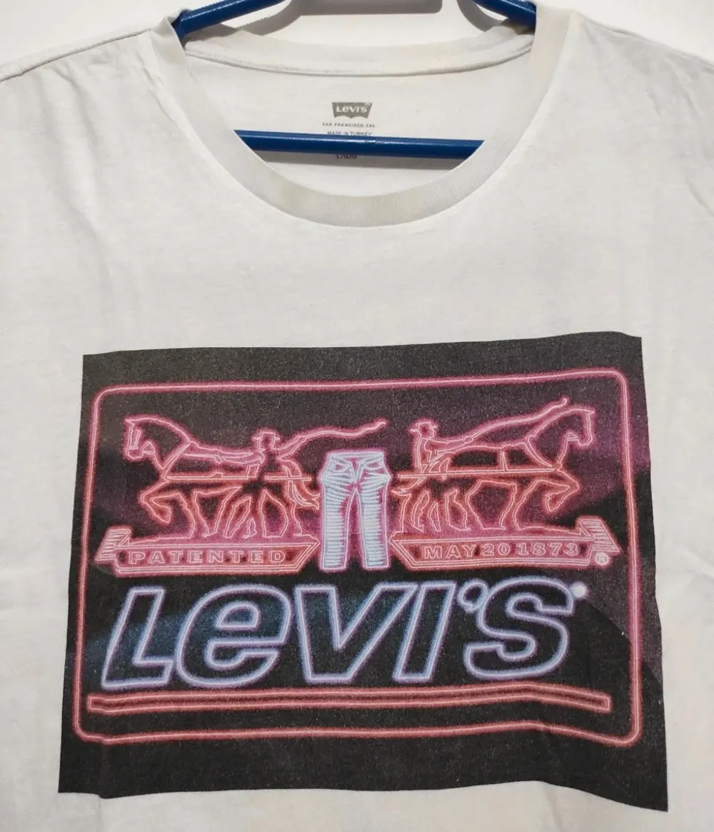 Camiseta manga corta Levi's talla L*, foto 3