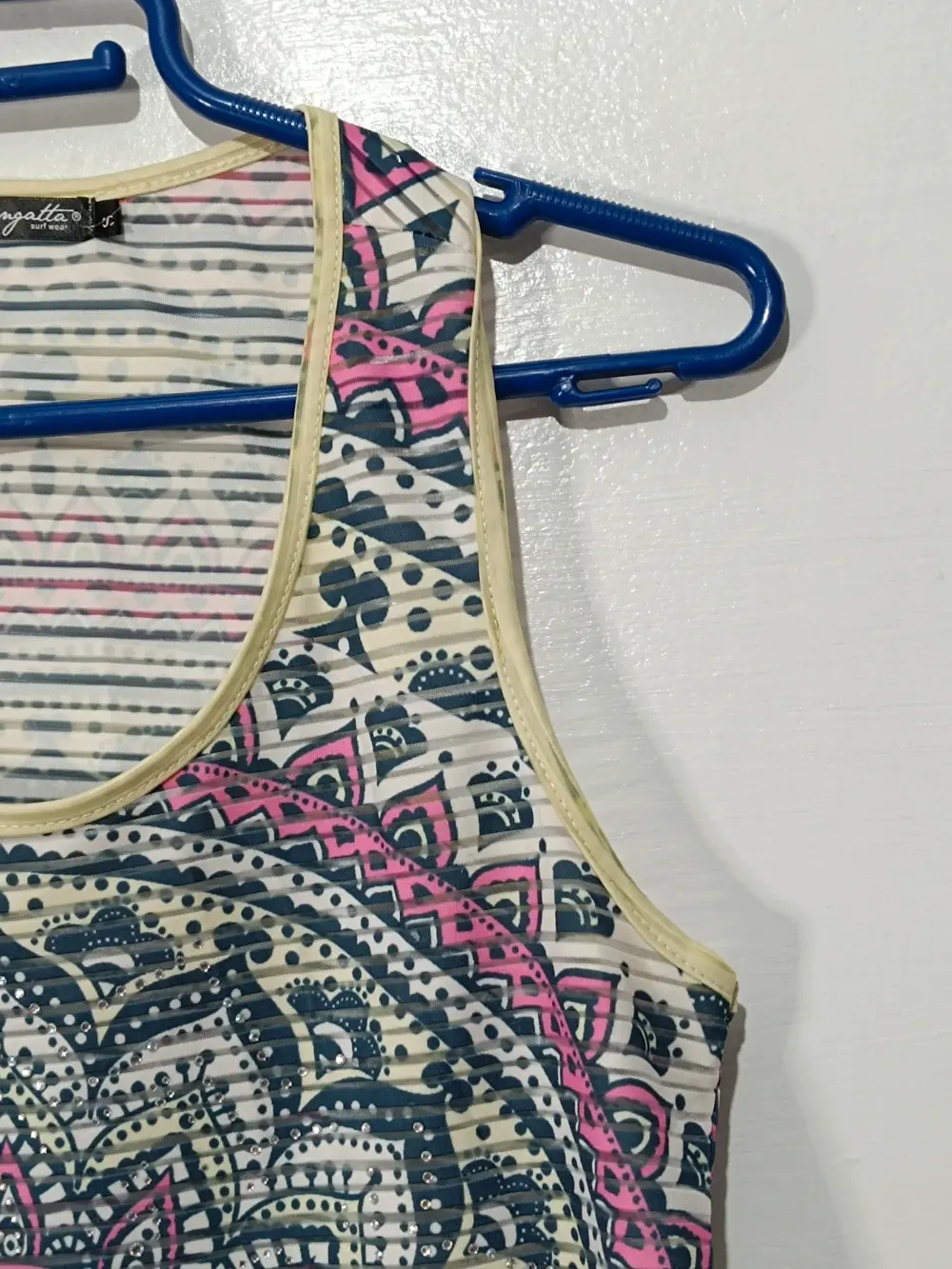 Camiseta top sin mangas bohemia/mandala Coolangatta talla S ver medidas, foto 4