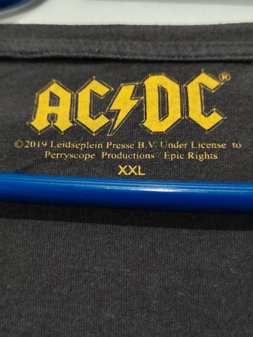 Camiseta AC/DC Highway to Hell año 2019 talla XXL pero es mas una XL ver medidas, foto 5