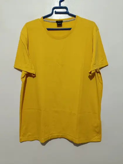 Camiseta manga corta Hugo Boss talla XXL sirve para XL ver medidas
