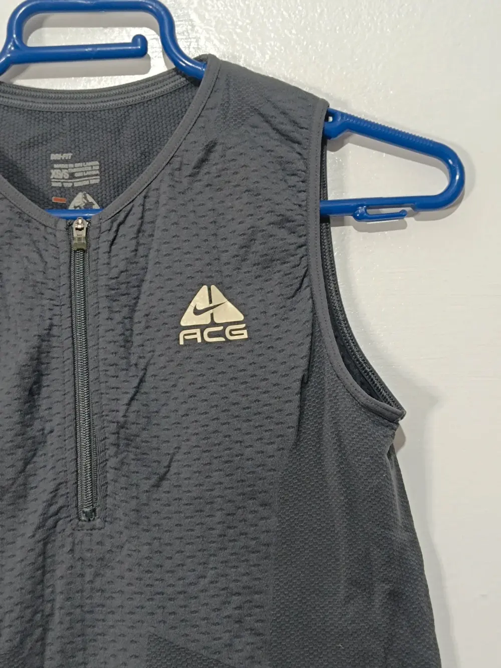 Chaleco técnico Nike ACG trail running talla XS/S ver medidas, foto 4