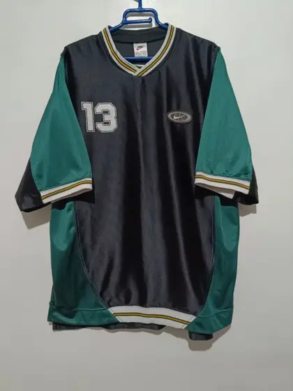 Camiseta Baloncesto vintage 90's Nike número 13 talla L oversize ver medidas