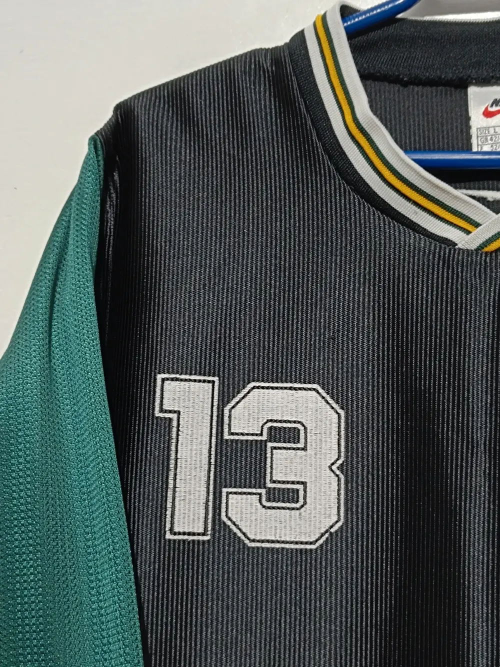 Camiseta Baloncesto vintage 90's Nike número 13 talla L oversize ver medidas, foto 4
