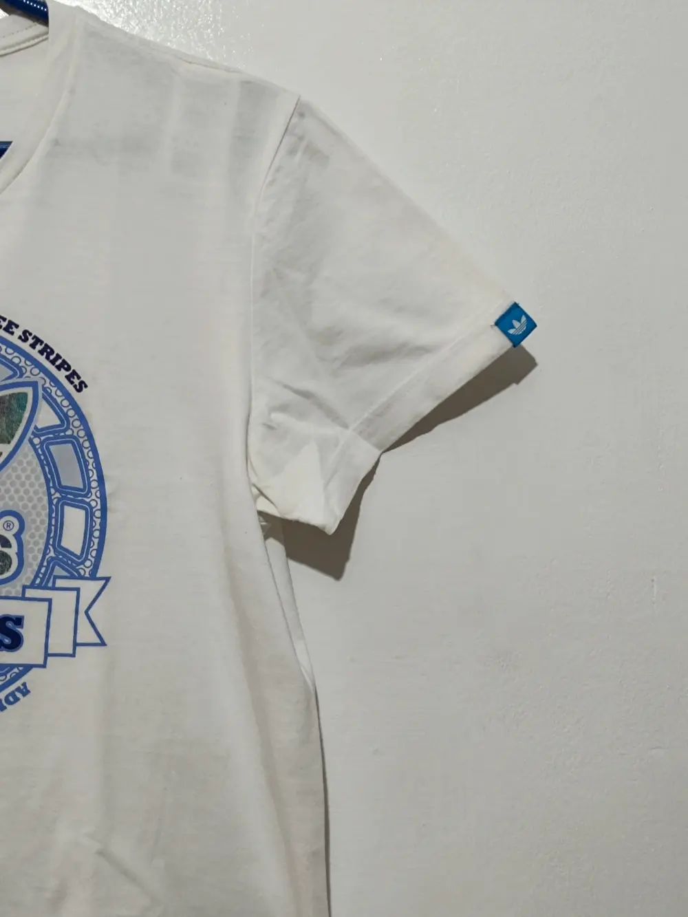 Camiseta gráfica Adidas originals talla S, foto 2