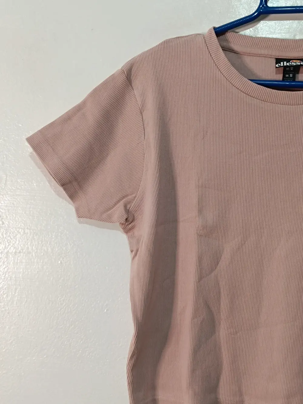 Camiseta crop top Ellesse Celesi crop talla 44 ver medidas, foto 3