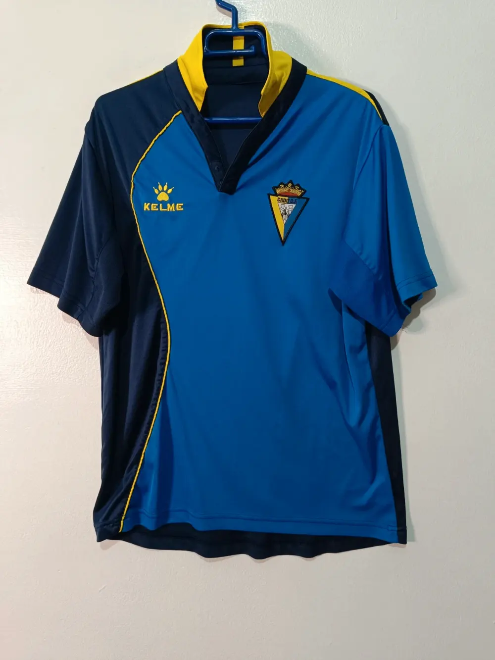 Camiseta vintage Y2K Cadiz CF Kelme talla M ver medidas