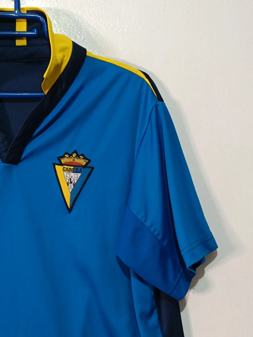 Camiseta vintage Y2K Cadiz CF Kelme talla M ver medidas, foto 2