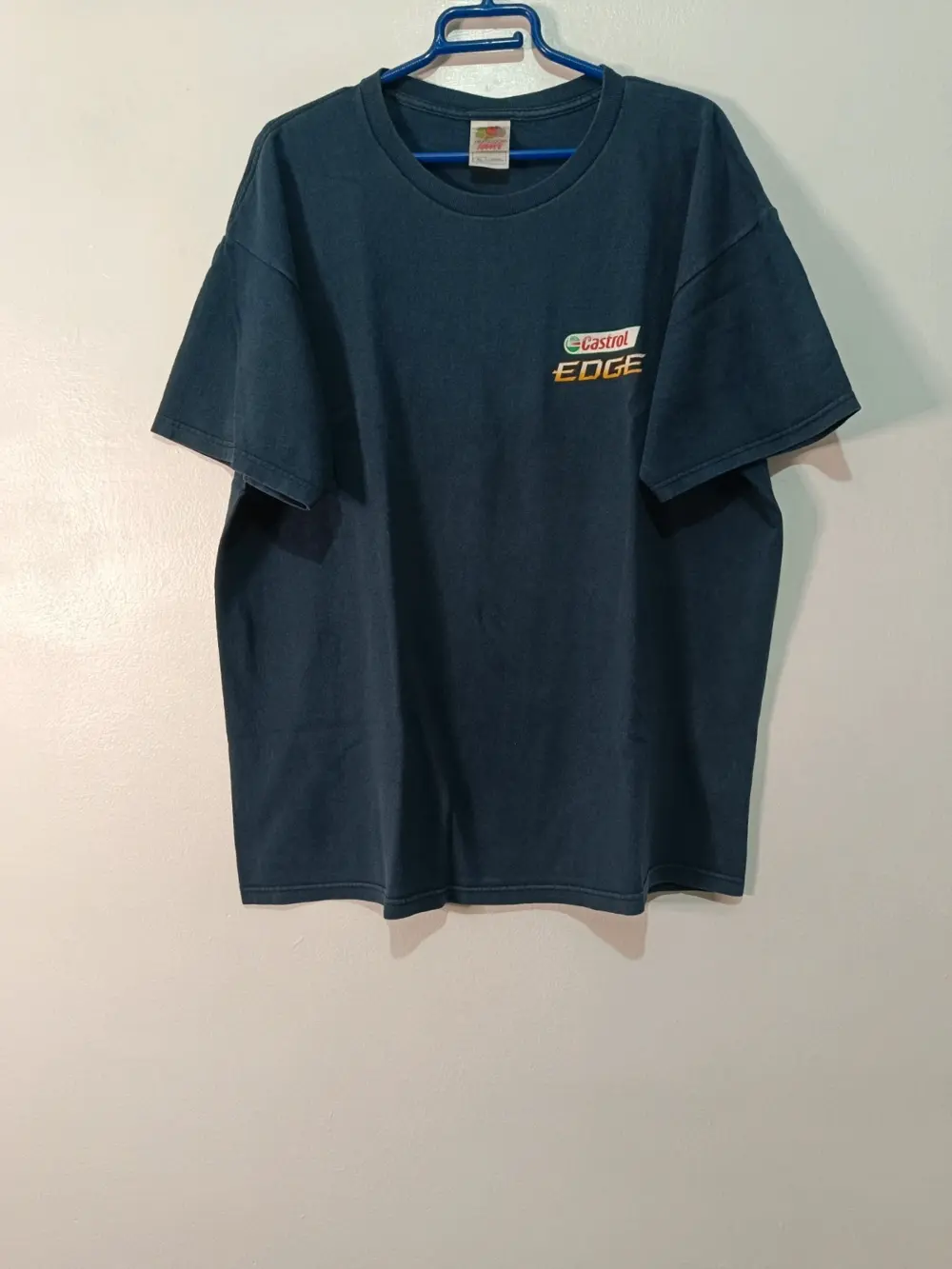 Camiseta vintage Castrol Edge Love Machines talla XL fruit off the loom