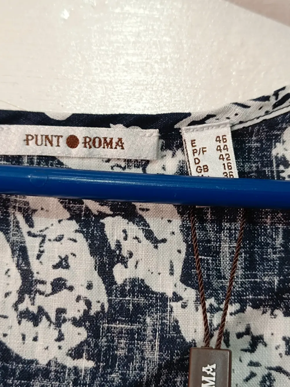 Camiseta top lino estampado Punt Roma talla 46, foto 5