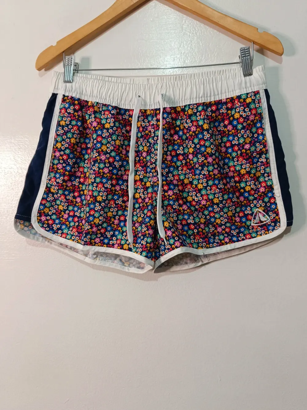Pantalón corto estampado floral Firefly talla XL