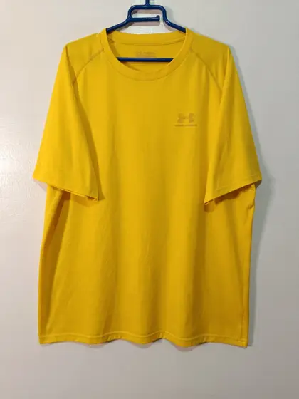 Camiseta deportiva manga corta Under Armour talla XL ver medidas