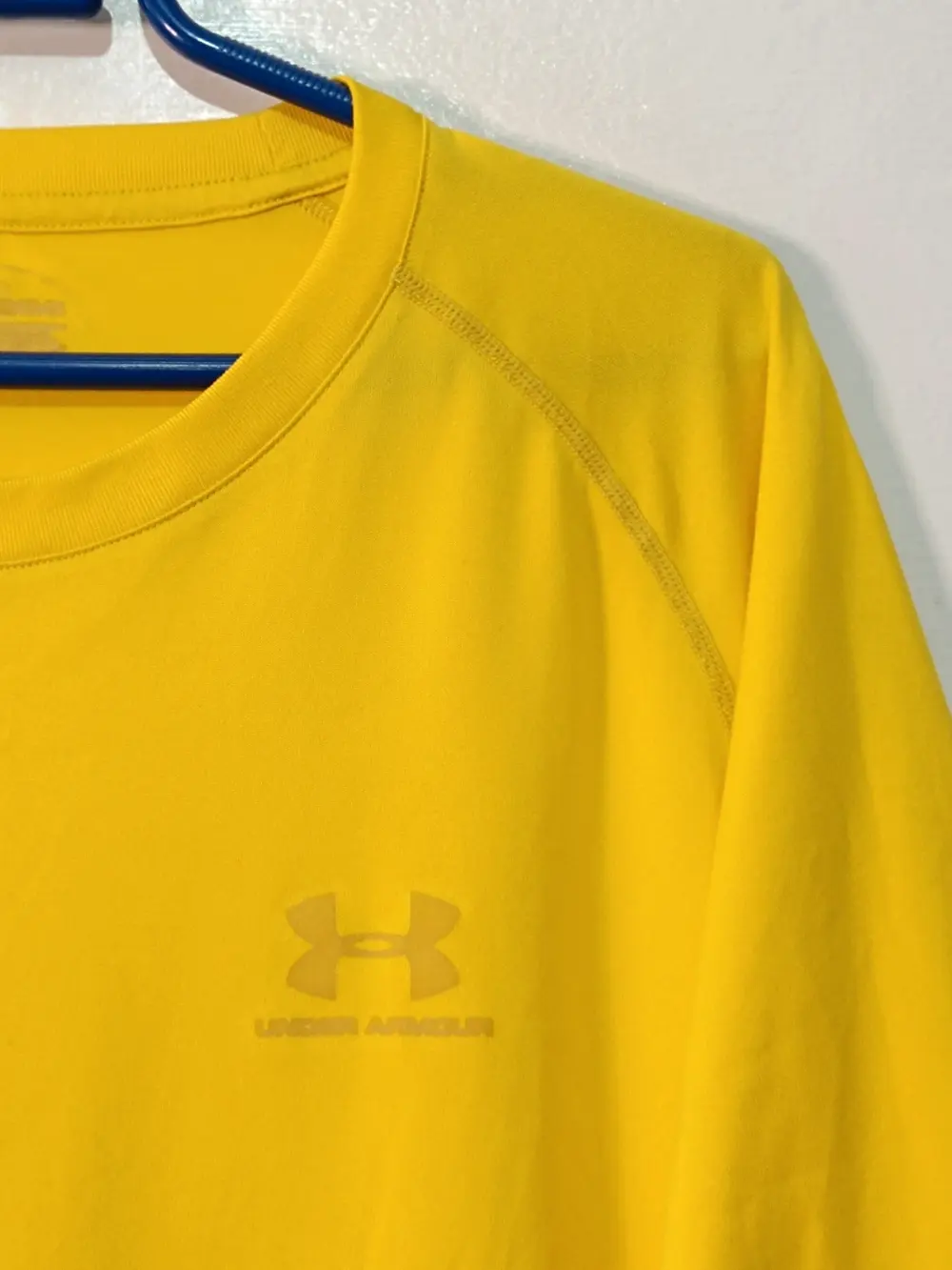 Camiseta deportiva manga corta Under Armour talla XL ver medidas, foto 4