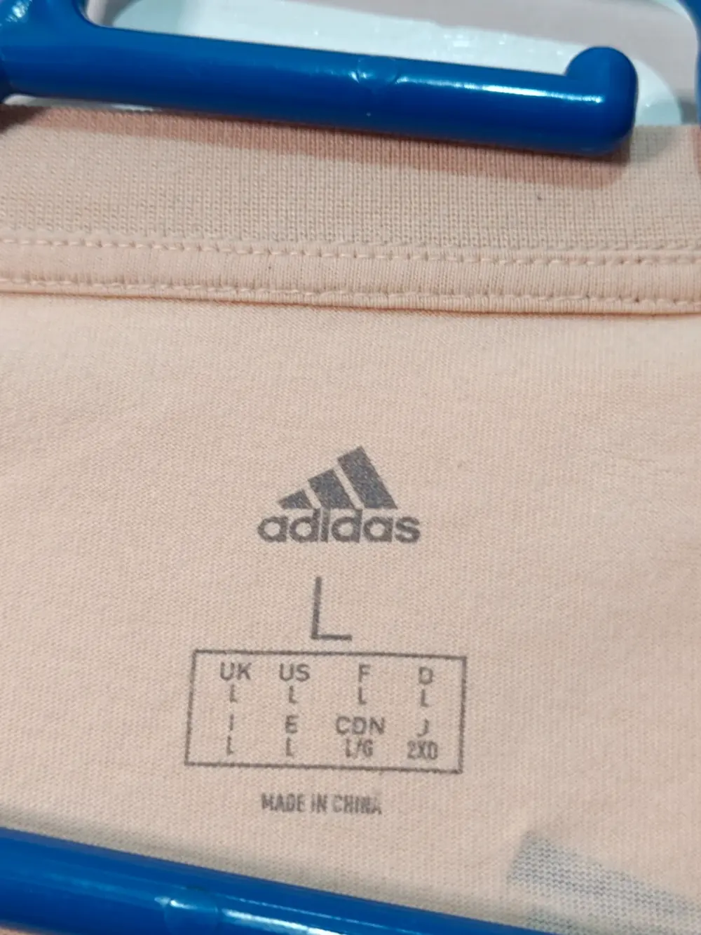 Camiseta manga corta Adidas Dame 7 Extply tee en color beige talla L ver medidas, foto 5