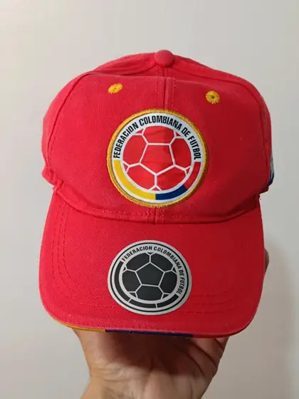 Gorra oficial Federación Colombiana de futbol talla única ajustable adulto unisex