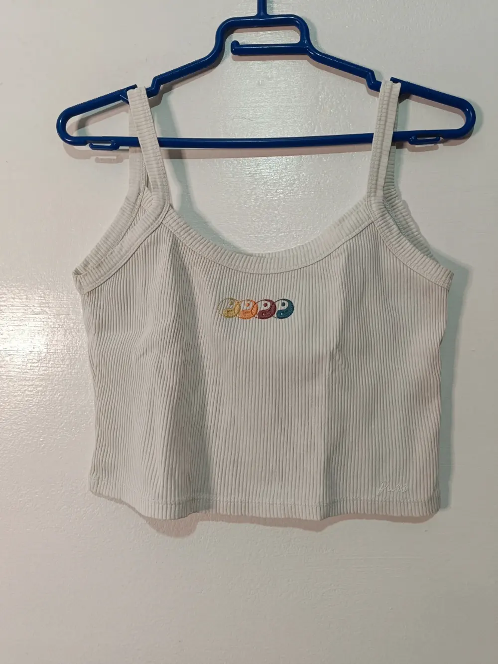 Top corto canalé vintage Y2K Pull & Bear Yin Yang talla M