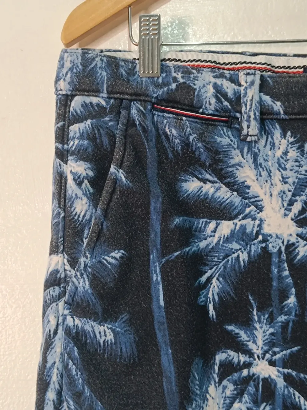 Pantalon corto Tommy Hilfiger Brooklyn Terry Palm Print talla 45 ver medidas, foto 3