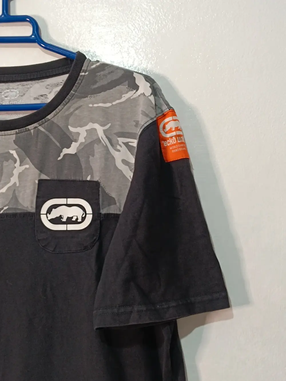 Camiseta Ecko Unltd negraeCamuflaje Gris Talla XL, foto 3