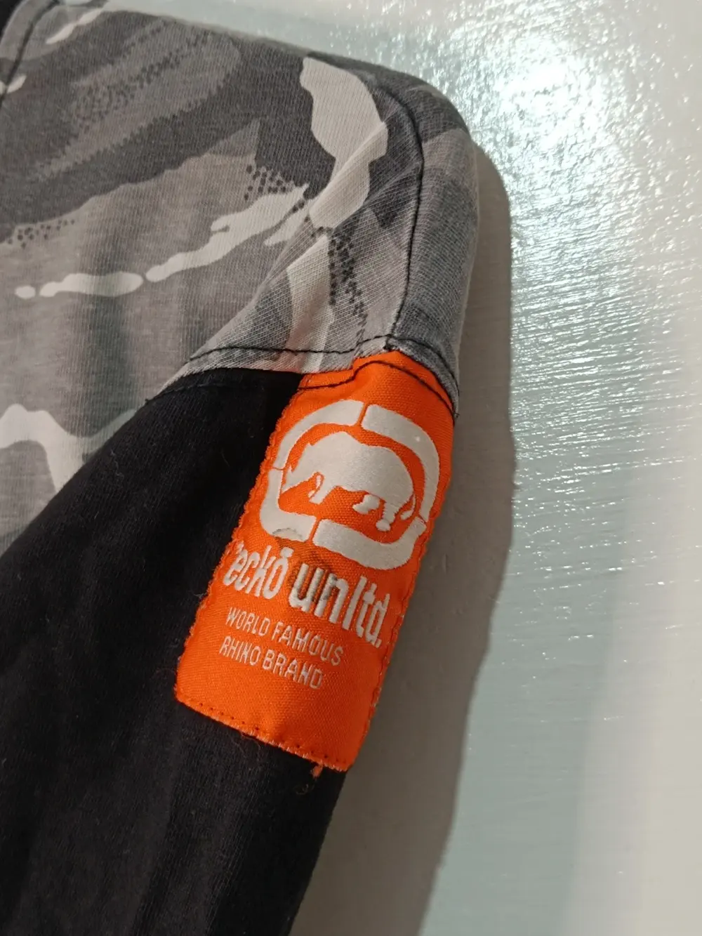 Camiseta Ecko Unltd negraeCamuflaje Gris Talla XL, foto 4