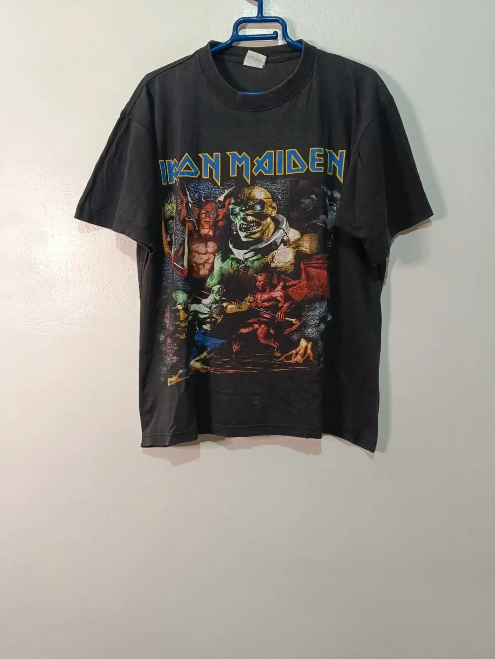 Camiseta Iron Maiden Ed Hunter Reunion Tour 1999 Vintage Firefox equivale a una M ver medidas