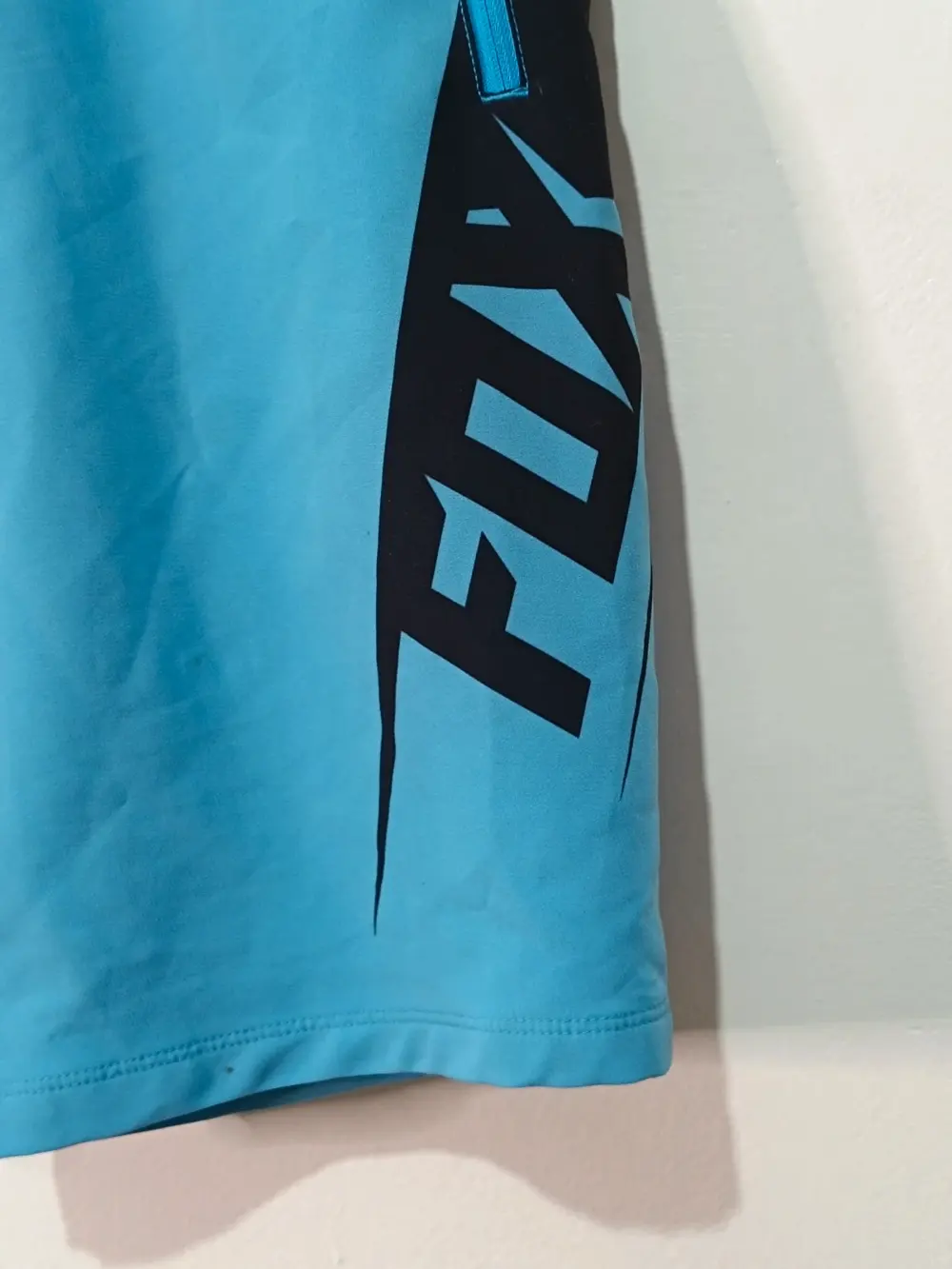 Pantalón short Fox Racing Livewire Shorts · Azul Eléctrico · Talla 30 equivale a una 40 M, foto 2