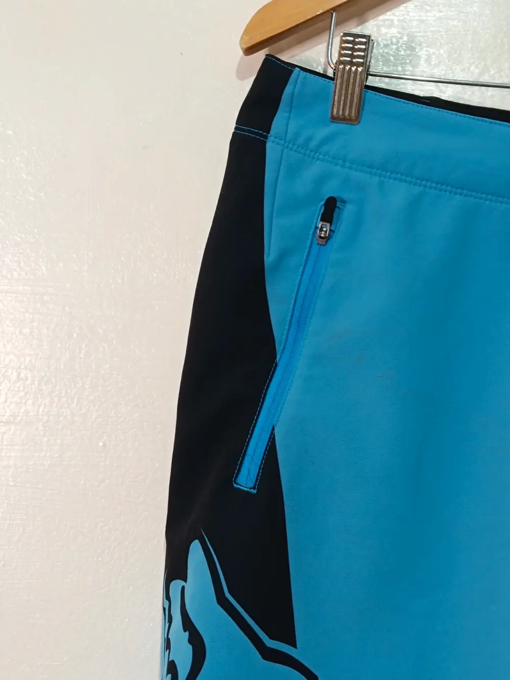 Pantalón short Fox Racing Livewire Shorts · Azul Eléctrico · Talla 30 equivale a una 40 M, foto 4